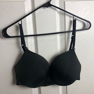 Victoria’s Secret Plunge 36D Black Bra